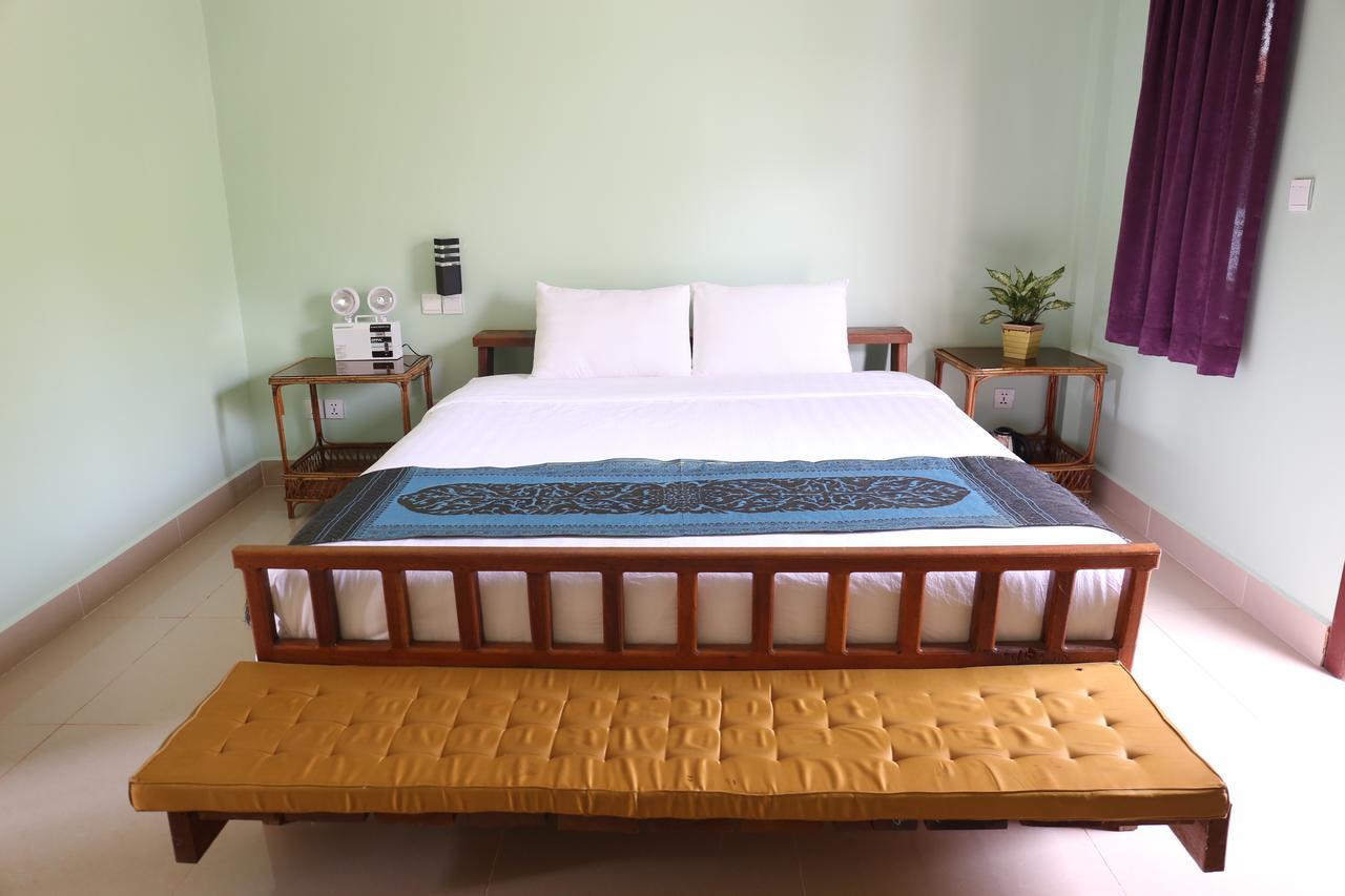 Samrith Hotel Kâmpóng Thum Esterno foto
