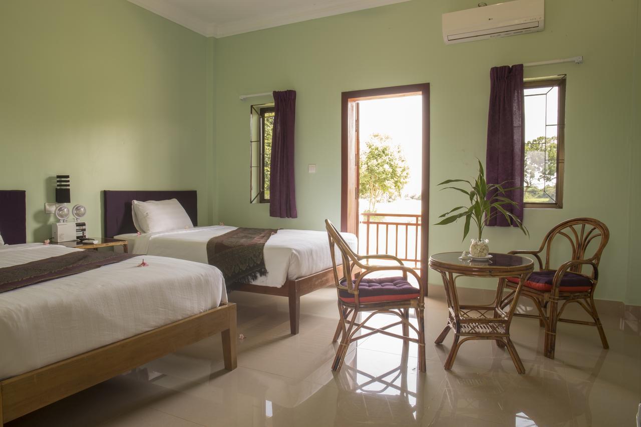 Samrith Hotel Kâmpóng Thum Esterno foto